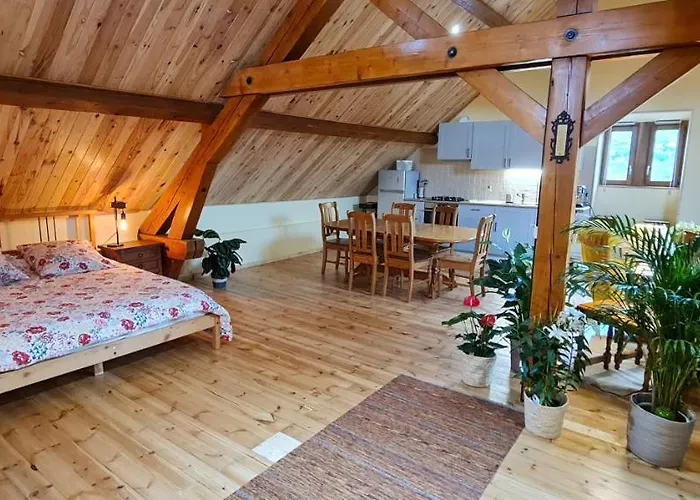 Casa di campagna Loft Mansardé Du Train Jaune Avec Vue Sur Les Montagnes